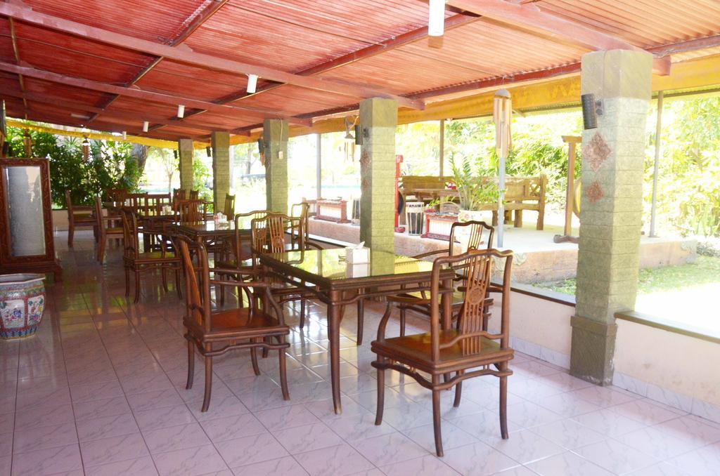 Manyar Garden 3*