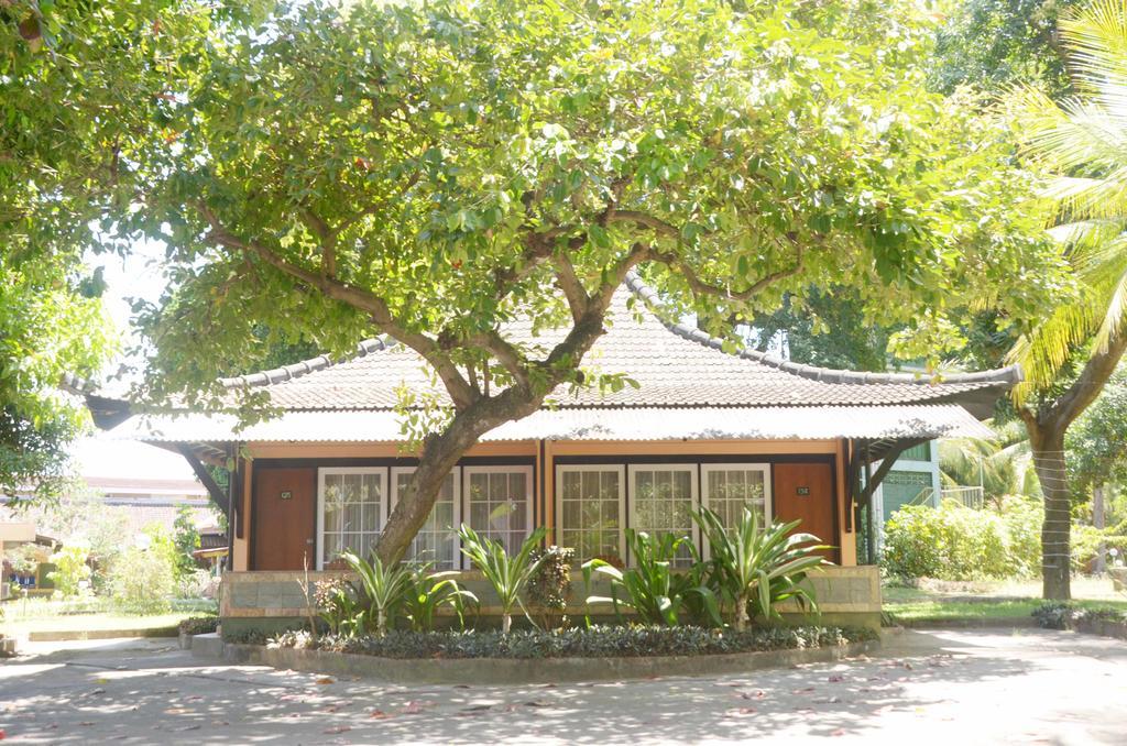 Manyar Garden Hotel 3*